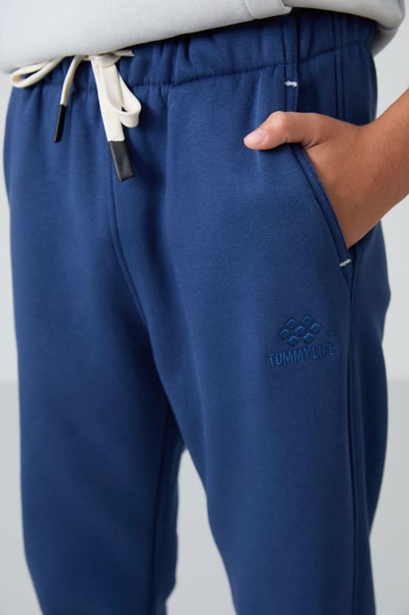 Youth Fleece Sweatpants - Image 3