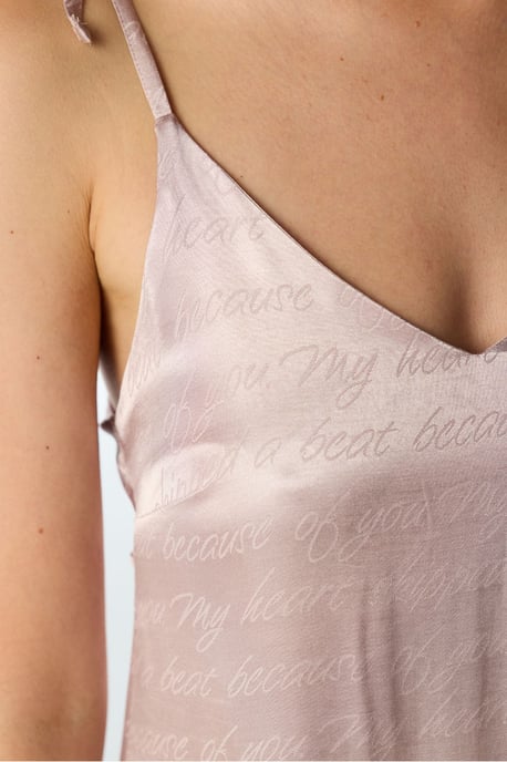 Pastel Dreamy Satin nachtjapon met sloganprint - Image 3