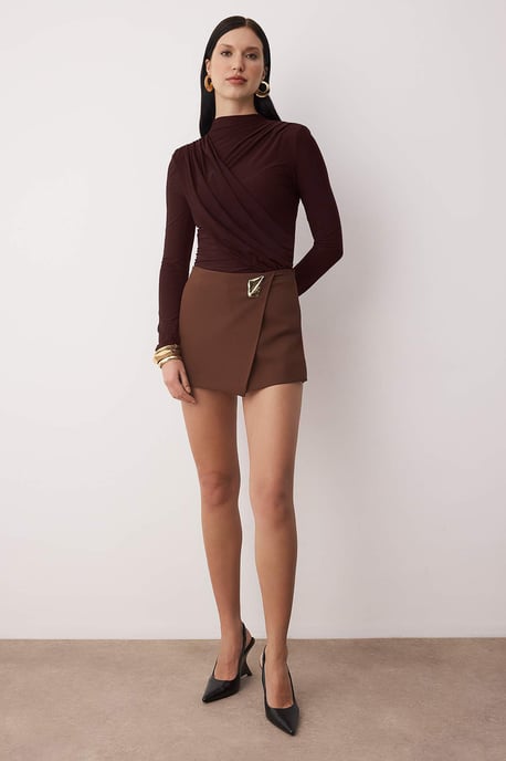 TRENDYOLMİLLA Dames Bruin Effen Lang Getailleerd Blouses - Image 4