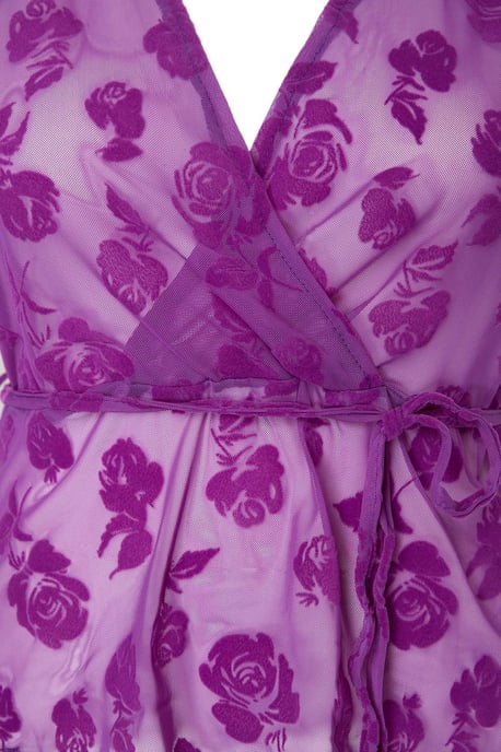 Trendyol Curve Dames Paars Bloemen Kort Getailleerd Grote maten Blouses - Image 4