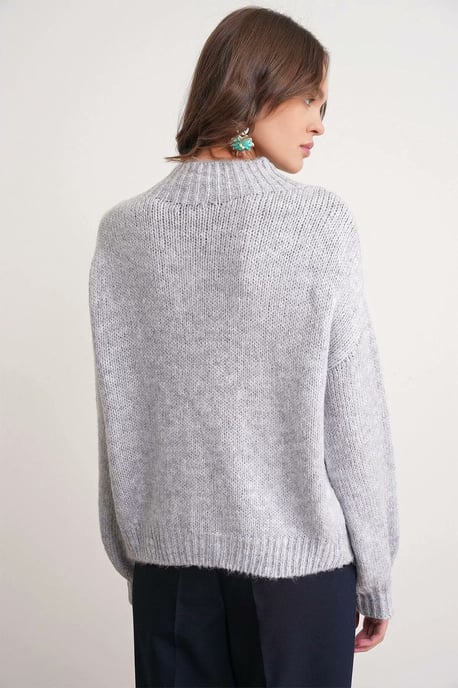 Women's Knit Sweater - Image 3