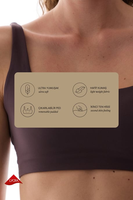 Light Support Removable Padded Cross Back Sports Bra - Image 2