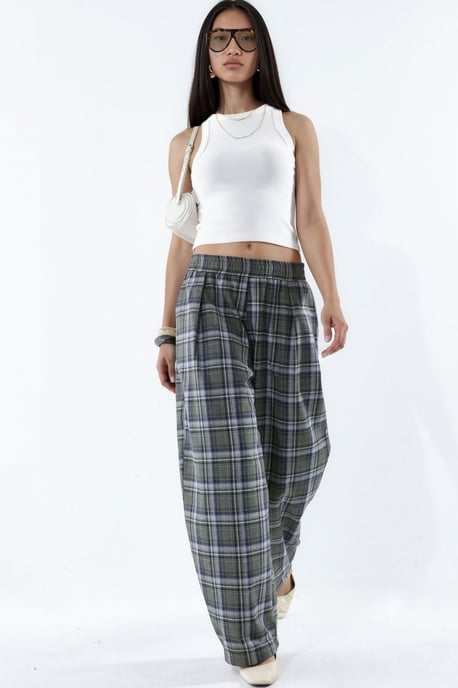 Geruite broek met elastische taille en zakdetail - Image 5