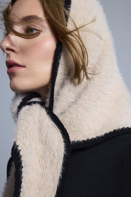 Emily Scarf - Image 5