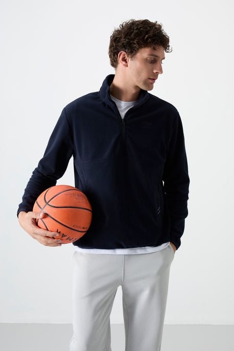 Men's Slim Fit Half-zip Plush Sweatshirt - Image 1