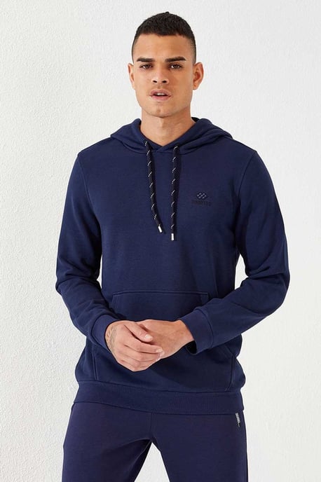 Men's Solid Hooded Sweatshirt With Pocket - Image 3