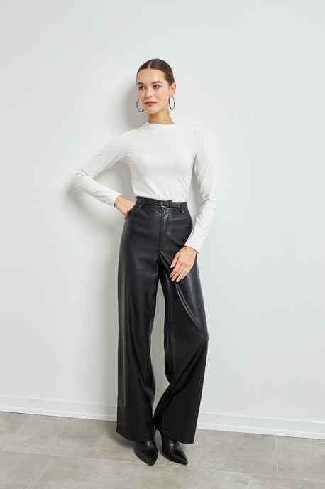 Women's Slim Fit Crew Neck Blouse - Image 4