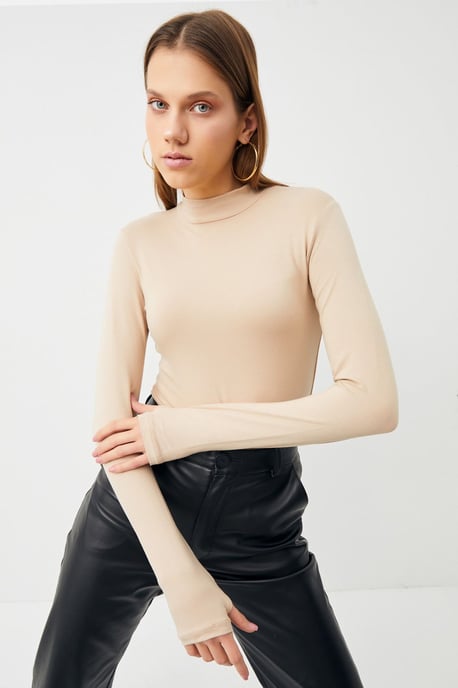 Damesbody met slim fit en halve col - Image 2