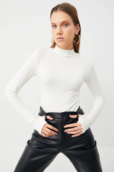 Women's 3-Pack Slim Fit Half Turtleneck Bodysuits - Image 3