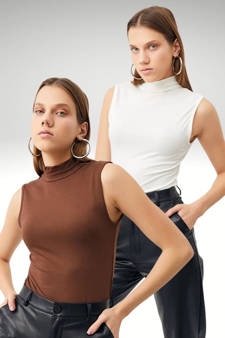 Bipantolon 2-pack damesbody's zonder mouwen met halfhoge col - Image 1