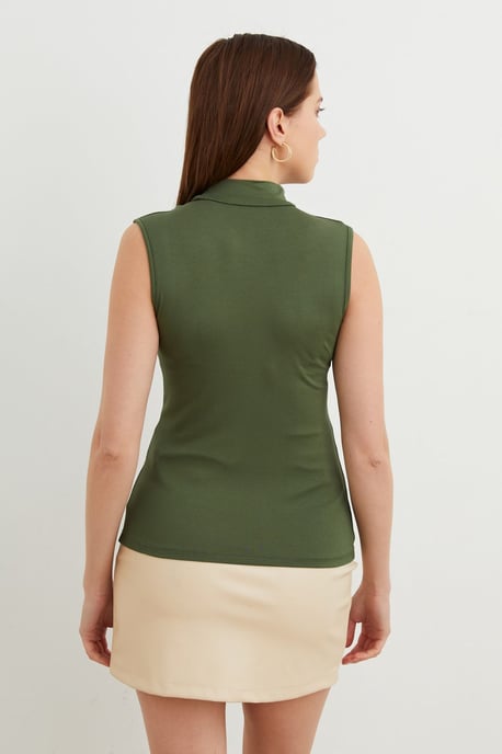 Women's Sleeveless Half Turtleneck Blouse - Image 3
