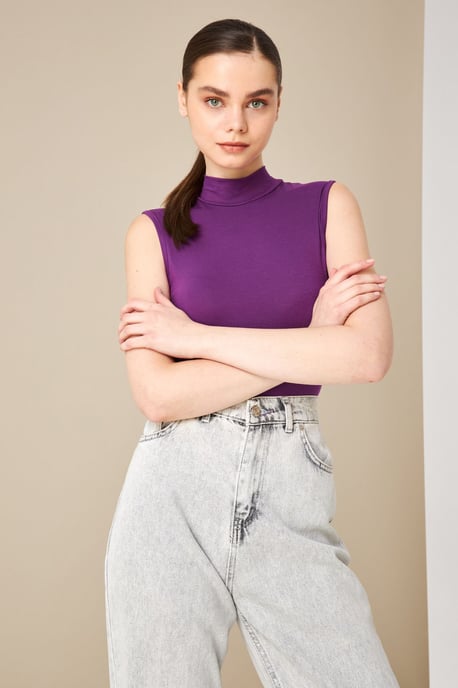 Women's Sleeveless Half Turtleneck Blouse - Image 2