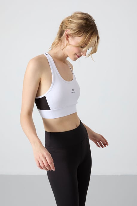 Fitted Sleeveless Crop Sports Top - Image 5