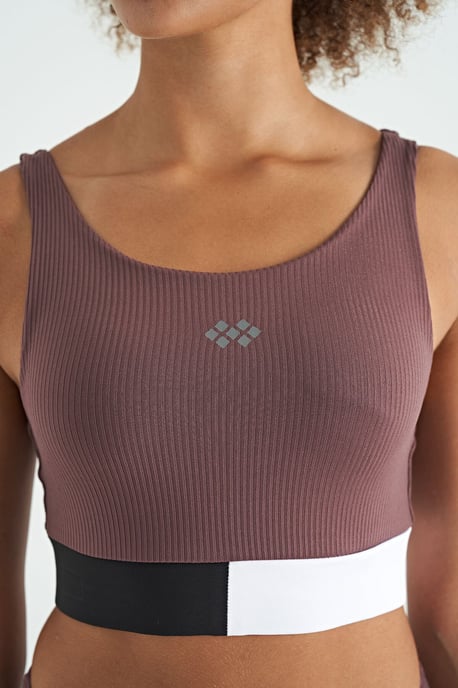 Crop Sleeveless Color-block Sports Top - Image 6
