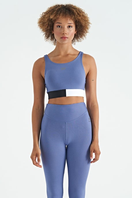 Crop Sleeveless Color-block Sports Top - Image 1