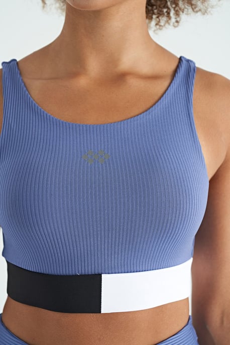 Crop Sleeveless Color-block Sports Top - Image 5