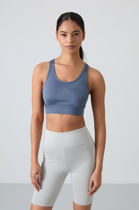 Fitted Sleeveless Crop Sports Top - Image 3