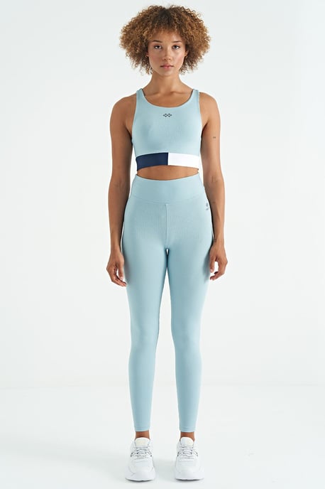 Crop Sleeveless Color-block Sports Top - Image 2