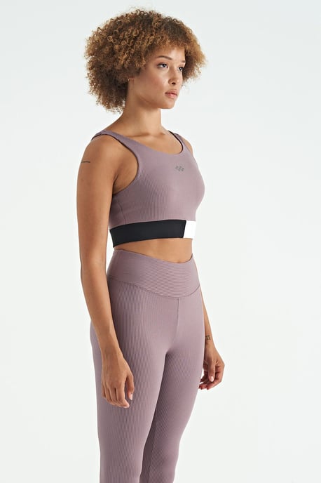 Crop Sleeveless Color-block Sports Top - Image 4