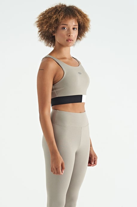 Crop Sleeveless Color-block Sports Top - Image 5