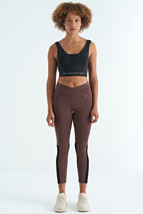 Women's Color-Blocked Sleeveless Crop Sports Top - Image 2