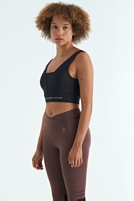 Women's Color-Blocked Sleeveless Crop Sports Top - Image 3