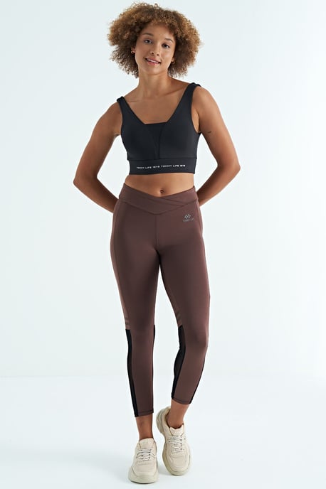 Women's Color-Blocked Sleeveless Crop Sports Top - Image 6