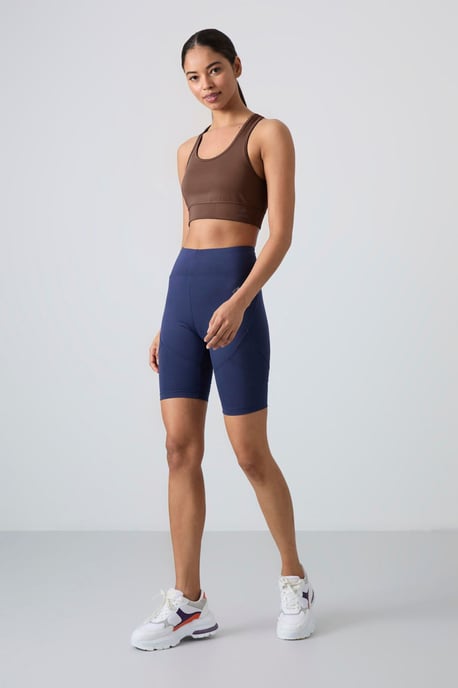 Sleeveless Cropped Fitted Sports Top - Image 3