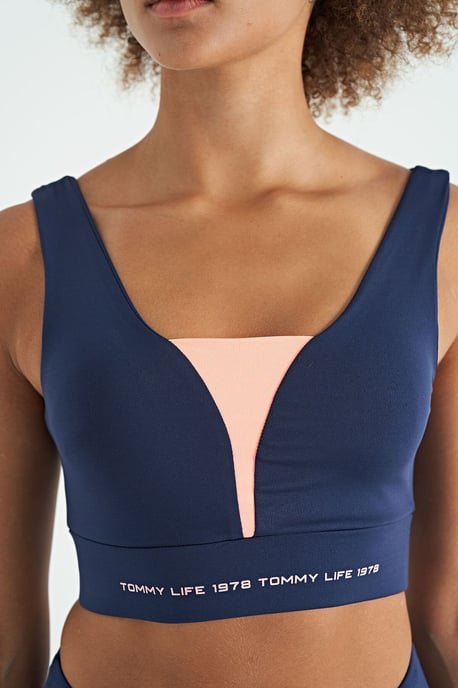 Women's Color-Blocked Sleeveless Crop Sports Top - Image 3