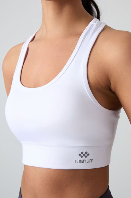 Fitted Sleeveless Crop Sports Top - Image 6