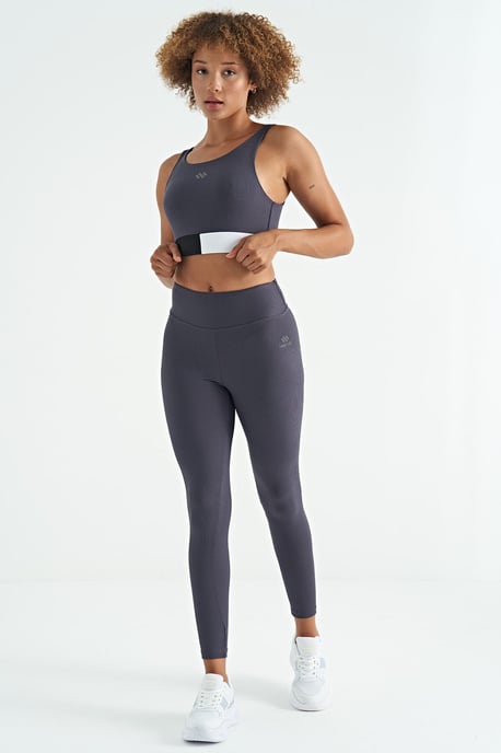 Crop Sleeveless Color-block Sports Top - Image 6
