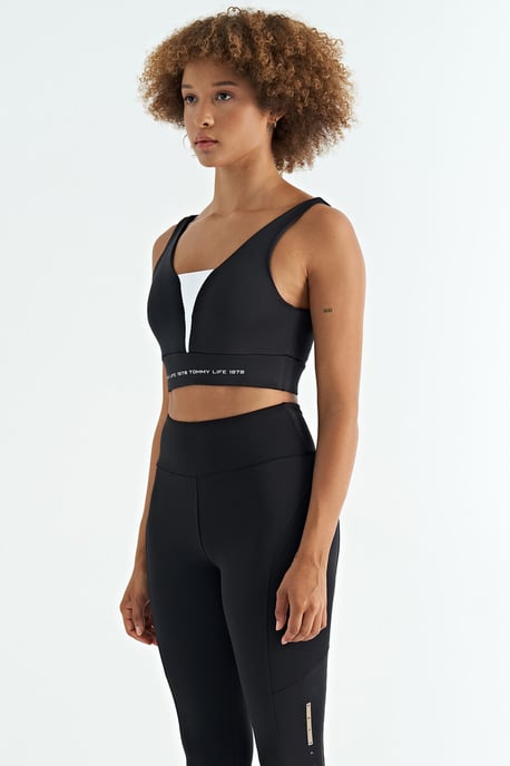 Women's Color-Blocked Sleeveless Crop Sports Top - Image 3