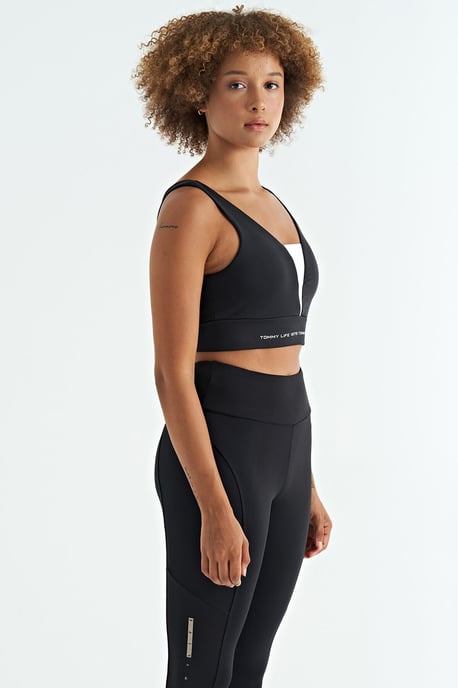 Women's Color-Blocked Sleeveless Crop Sports Top - Image 5