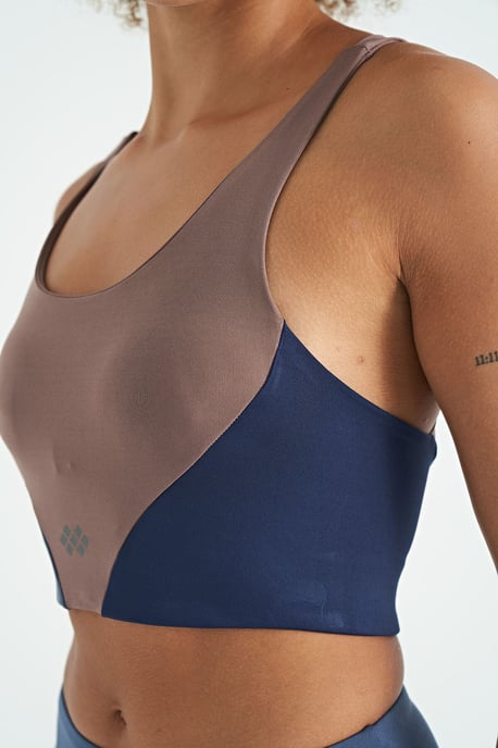 Women's Colour-block Cropped Sports Top - Image 5