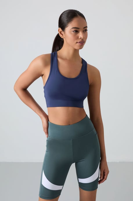 Sleeveless Cropped Fitted Sports Top - Image 5