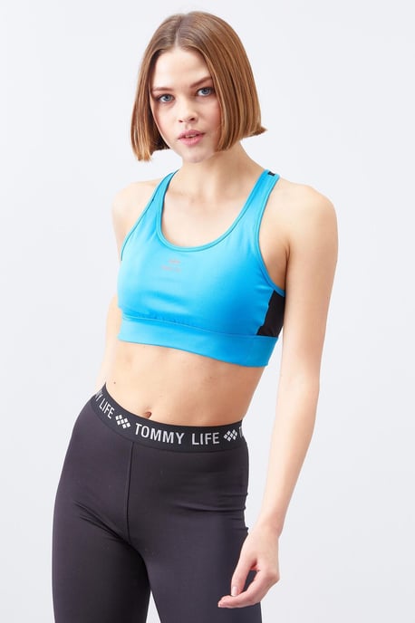 Fitted Sleeveless Crop Sports Top - Image 2