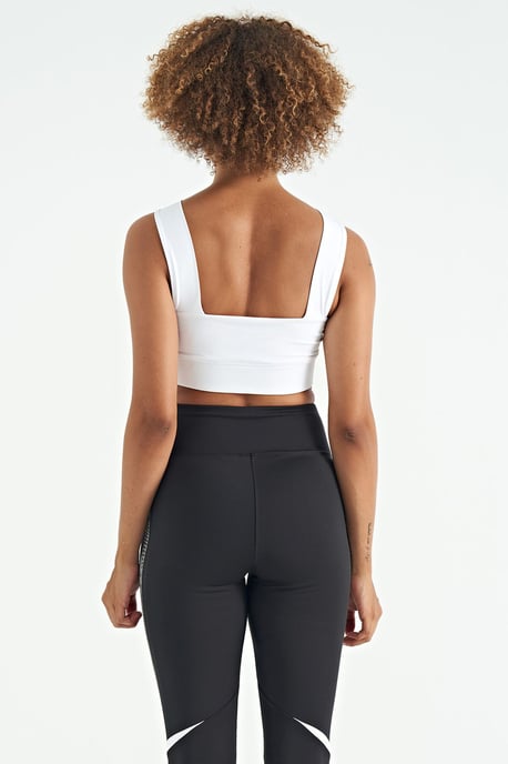 Women's Cropped Sleeveless V-neck Sports Top - Image 6