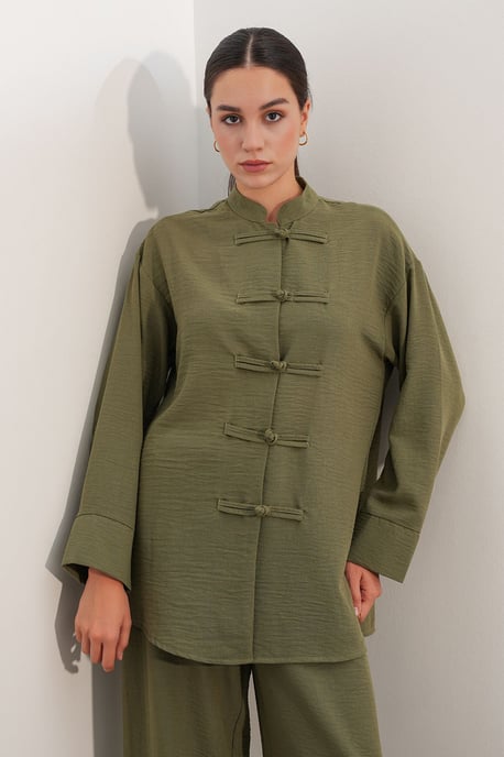 2-delige set met oversized overhemd en broek - Image 2