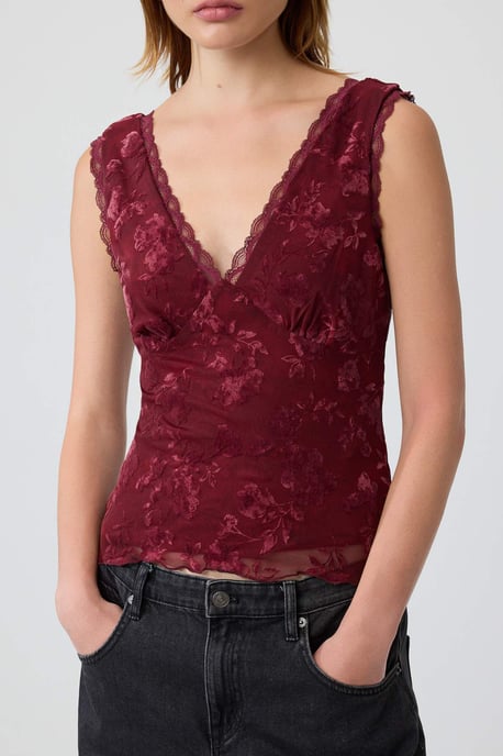 TRENDYOLMİLLA Dames Bordeaux Bloemen Mouwloos Getailleerd Blouses - Image 2