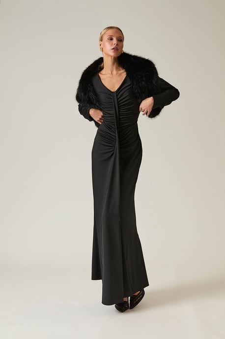 Sculpted Black Maxi Dress - Image 4