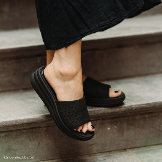 Clarks Drift Twist Black Sandals - Image 2