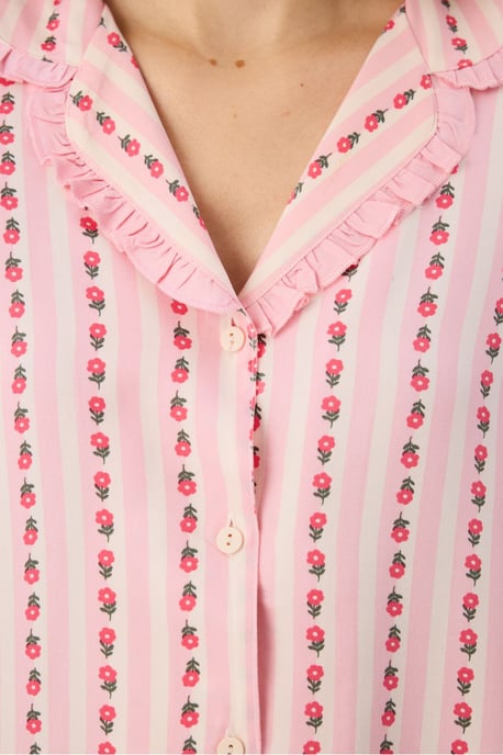 Lätt pyjamaset med blommönster, volanger, långärmad skjorta och byxor - Image 3