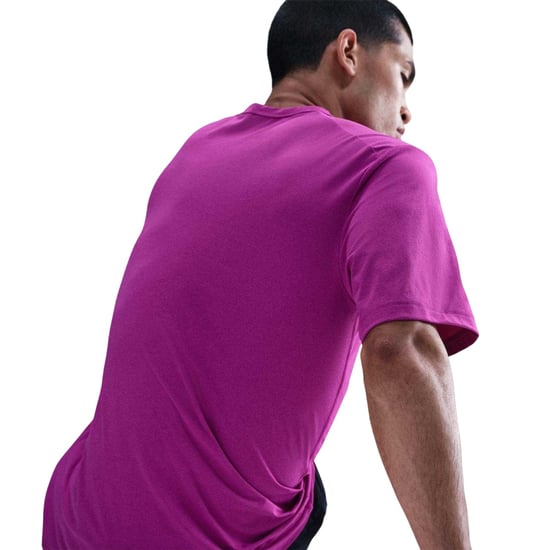 Nike Hyverse Swoosh T-shirt met korte mouwen voor heren (Levendige Viola Paars) - Image 3