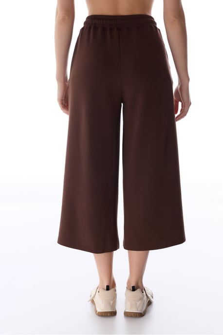 Mid-waist Oversized Knit Culotte Shorts - Image 3