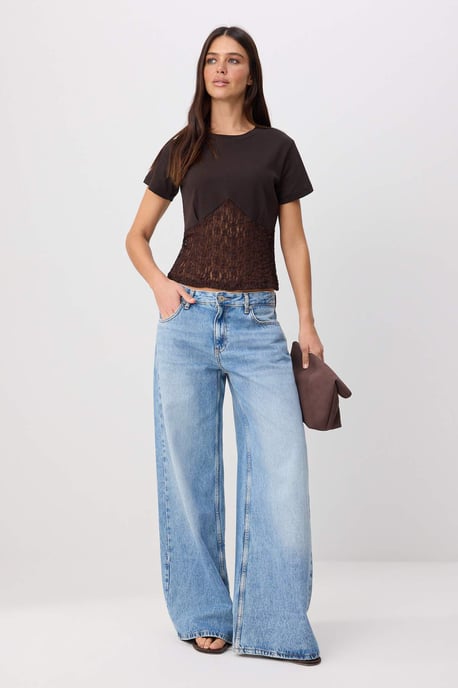 TRENDYOLMİLLA Dames Bruin Effen Kort Getailleerd Blouses - Image 4