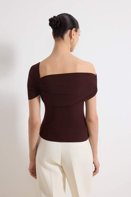 TRENDYOLMİLLA Dames Bruin Effen Kort Getailleerd Blouses - Image 3