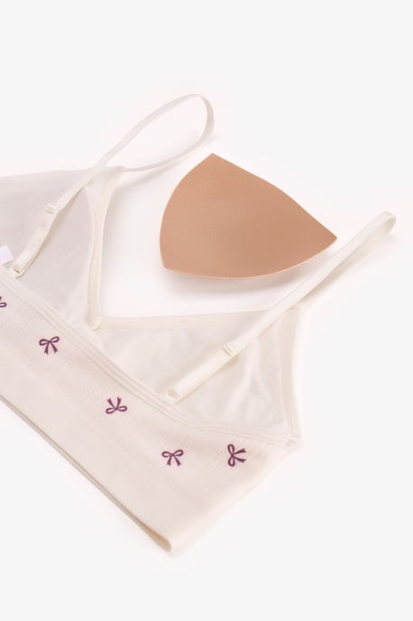 Lace Pattern Removable Padded Seamless Bralette - Image 6