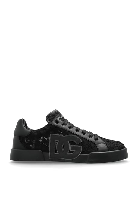 Sports shoes with lace insert - Image 1