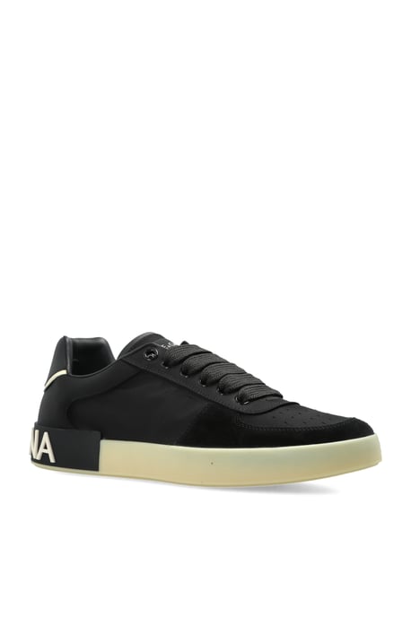 Sports shoes with logo - Image 2