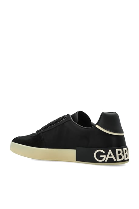 Sports shoes with logo - Image 3